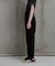 タックテーパードパンツ