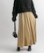セミフレアベロアスカート