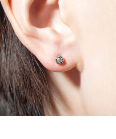 K10WGダイヤモンドピアス｜ジェイ・ジェイ・アッシュの通販｜&mall  