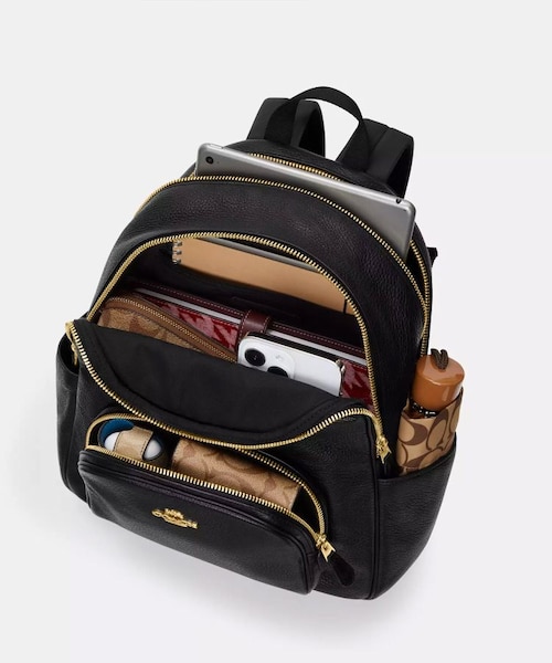 公式】コート バックパック・ブロックド シグネチャー キャンバス