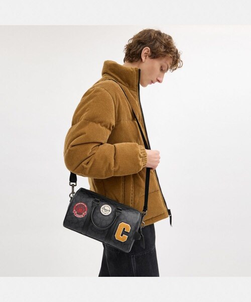 COACH エレリー スモール ダッフル・シグネチャー キャンバス COACH OUTLET｜【公式】ベンチュラー ダッフル バッグ 27