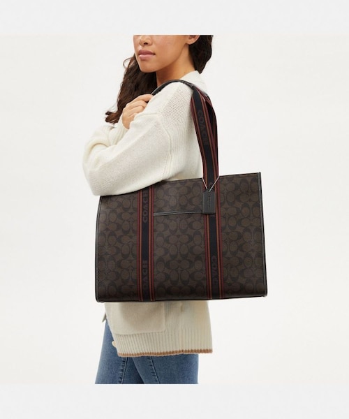 公式】ラージ スミス トート・シグネチャー キャンバス｜コーチ