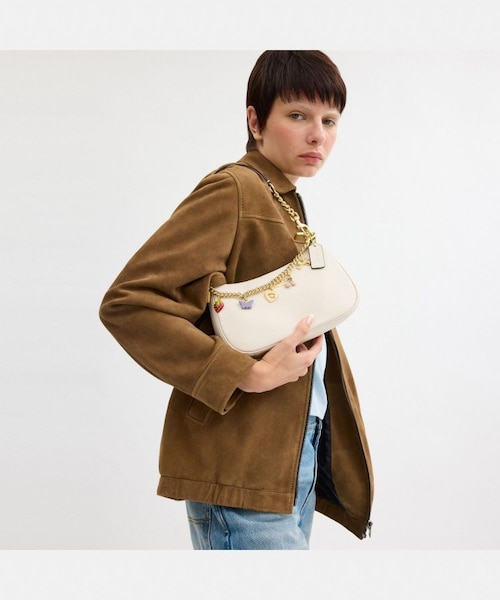 コーチ ゴールド スワッガー チェーン・チャーム 公式】ゴールド スワッガー チェーン・チャーム｜コーチ アウトレット