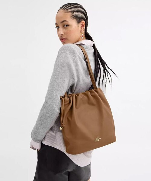 COACH ブラック ドローストリング トートバッグ 公式】フェイ ドローストリング バッグ｜コーチ アウトレットの