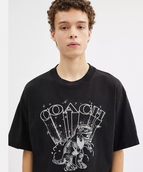 すぐ届く【COACH】T-レックス リラックスド Tシャツ 公式】T-レックス リラックスド Tシャツ｜コーチ アウトレットの