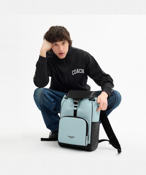 公式】レーサー バックパック・カラーブロック シグネチャー