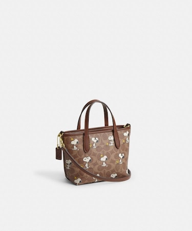 COACH X PEANUTS】シティ ミニ トート バッグ・シグネチャー 