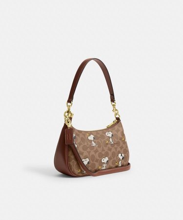 COACH X PEANUTS】テリ ショルダー バッグ・シグネチャー キャンバス 