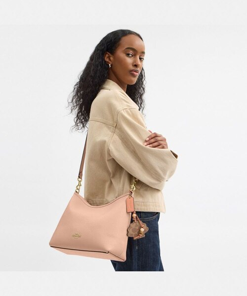 公式】ローレル ショルダー バッグ・シェル チャーム｜コーチ