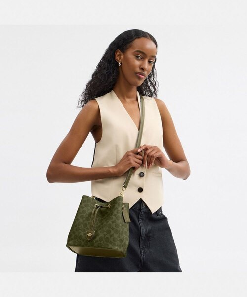 公式】ローアン バケット バッグ・シグネチャー キャンバス