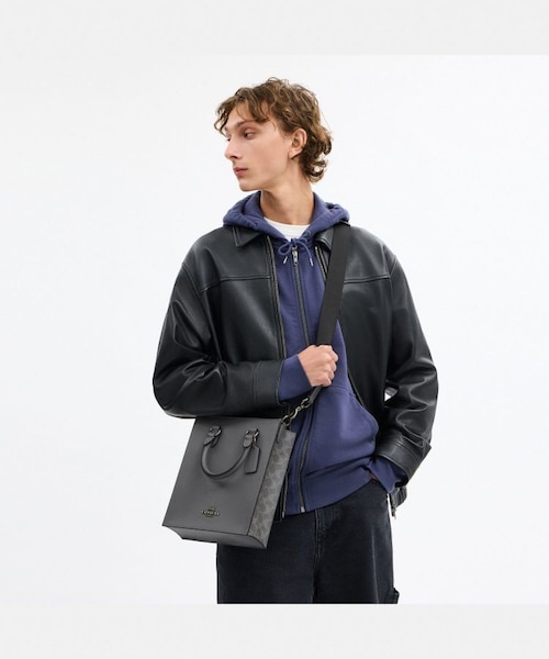 【COACH】廃盤　ディラン　シグネチャーキャンバス 公式】ディラン トート・カラーブロック シグネチャー