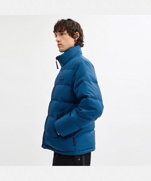 ソリッドダウンジャケット コーチ 未使用品　COACH COACH（コーチ） ポリエステル ダウンジャケット シグネチャー ジャケット・アウター