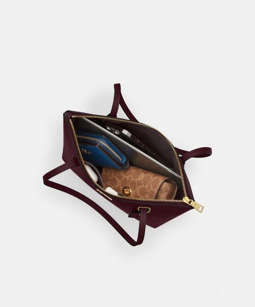 新品未使用COACHフィオナ ジップ トート バッグ 公式】フィオナ ジップ トート バッグ｜コーチ アウトレットの