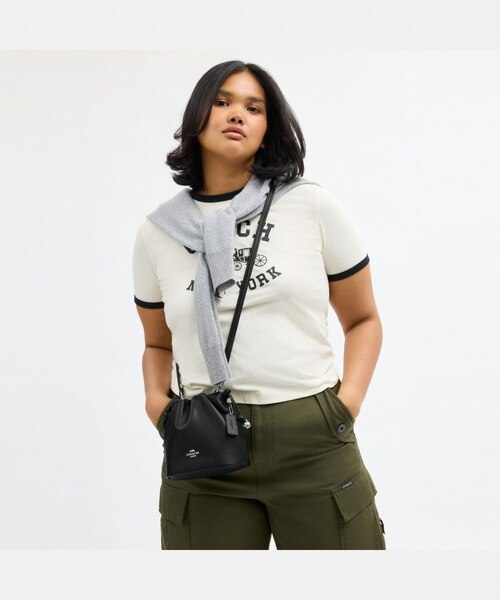 COACH フェイ ミニ ドローストリング バッグ・ルーシング　ブラック　コーチ 公式】フェイ ミニ ドローストリング バッグ・ルーシング｜コーチ