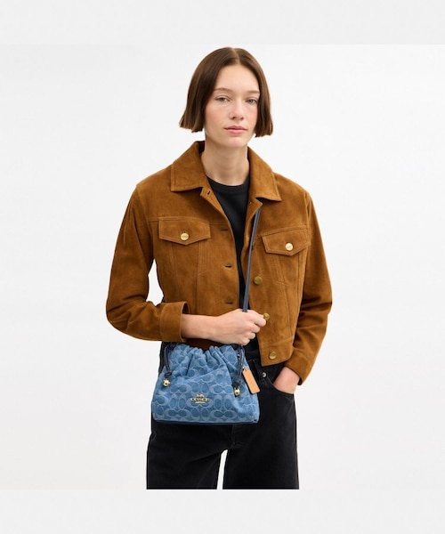 公式】フェイ ドローストリング バッグ・シグネチャー デニム｜コーチ