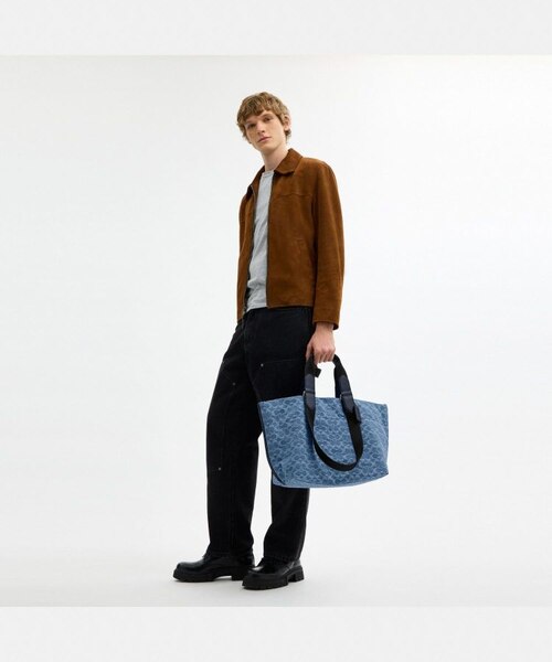 公式】スモール ツアー トート バッグ・シグネチャー デニム｜コーチ