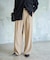 シルキードレープタックストレートパンツ
