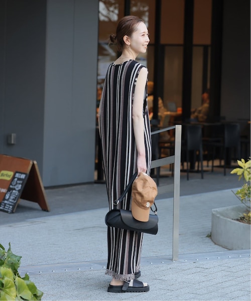 美品　バーバリー　ワンピース　ストライプ JQストライプワンピース｜ベーセーストックのアウトレット通販