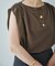 Sleeveless gather TEE