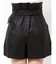 フェイクレザーハイウエストワークショートパンツ