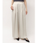 シルエットタックワイドパンツ