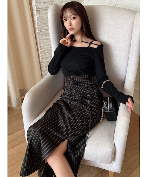 新品未使用　定価36,000 タグ付き　シーバイクロエ　タイト　ロングスカート She's Closet スカート コード刺繍ライン柄ハイウエストニット