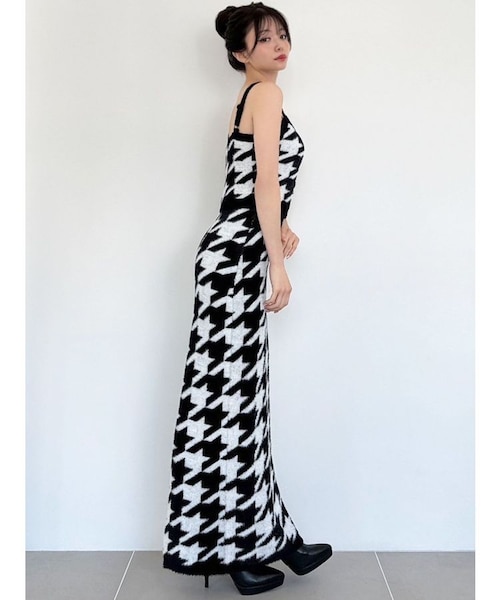 SERPENTINA ハウンドトゥースニットスカート ベージュ 元鈴木さん ハウンドトゥースシャギーニットスカート【セットアップ着用可能