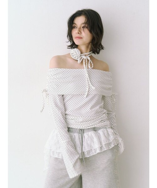 完売　タグ付き未使用　フレアスリーブオフショルチュールトップス LAGUNAMOON tシャツ フレアスリーブオフショルチュールトップス