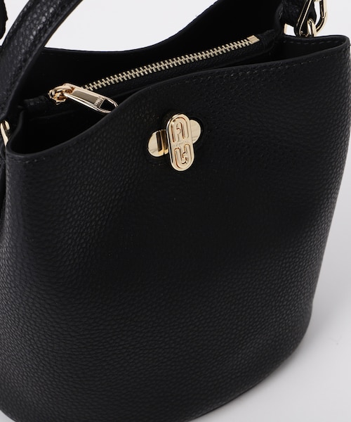 DANAE MINI BUCKET BAG｜フルラのアウトレット通販｜三井アウトレット