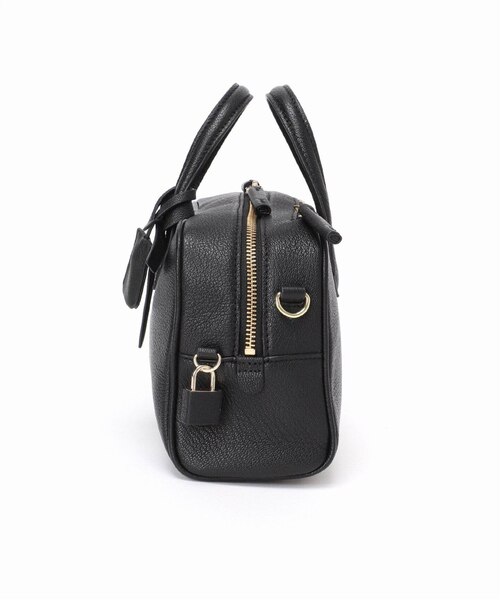 mica della valle / ミカデラヴァッレ Monica｜スピックアンド