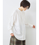 フリルブラウス
