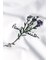 "Flower Embroidery" 長袖Tシャツ