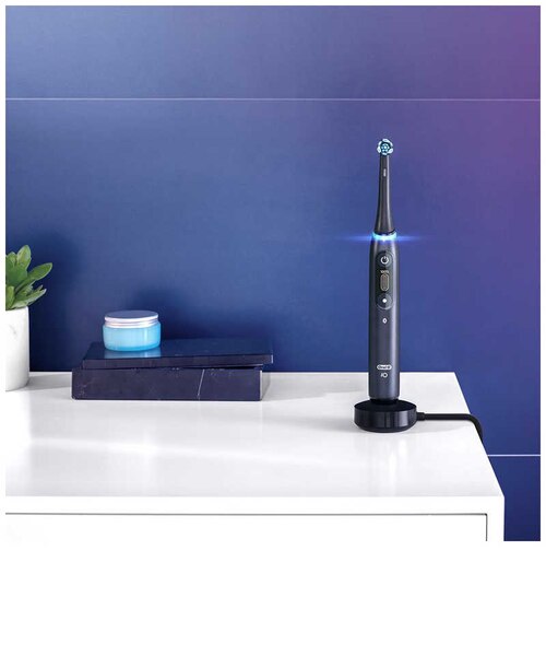 ブラウン 電動歯ブラシ Oral-B オーラルB iOシリーズ iO7 [ 回転式