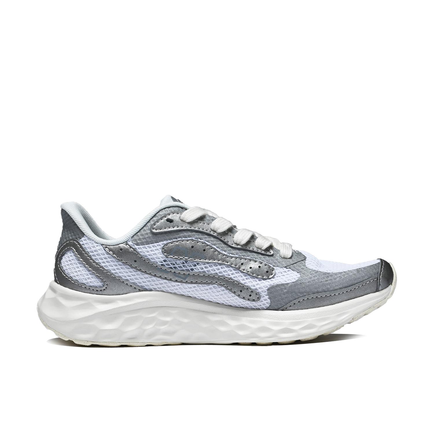 WARISTS4　WARISTS4(D)　SILVER(TS4)　691608-0001
