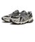 1203A734.003　GEL-SONOMA TR62　BLK/CMNT_GREY　700285-0001