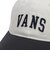 125K7160300　College Logo Low Cap　OFF/NAVY　702000-0002