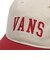 125K7160300　College Logo Low Cap　BEIGE/RED　702000-0001