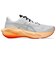 1011C243.102　NOVABLAST 6　WHITE/ORANGE　718332-0001