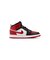 KHV4444　17-22 JORDAN 1 MID SE (PS)　006BLK/V RED　704372-0001