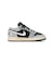 KHQ2021　AIR JORDAN 1 LOW SE GS　012LTSKGY/BLK　699981-0001