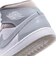 MHF3216　AIR JORDAN 1 MID SE　100WHT/COL GY　690664-0001