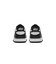 KCW1590　DUNK LOW (GS)　100WHT/BLK　697729-0001