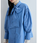 リボン付きバックシャーリングシャツ