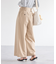フロントタックデザインワイドパンツ