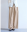 フロントタックデザインワイドパンツ
