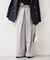 フロントタックデザインワイドパンツ
