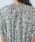 【emur/エミュール】マーガレット柄シャーリングワンピース