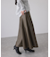 シンセティックレザーフレアスカート