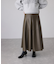 シンセティックレザーフレアスカート