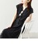 【WEB限定】〈洗濯機可能〉ドット 花柄 サイド プリーツ フレンチスリーブ ワンピース
